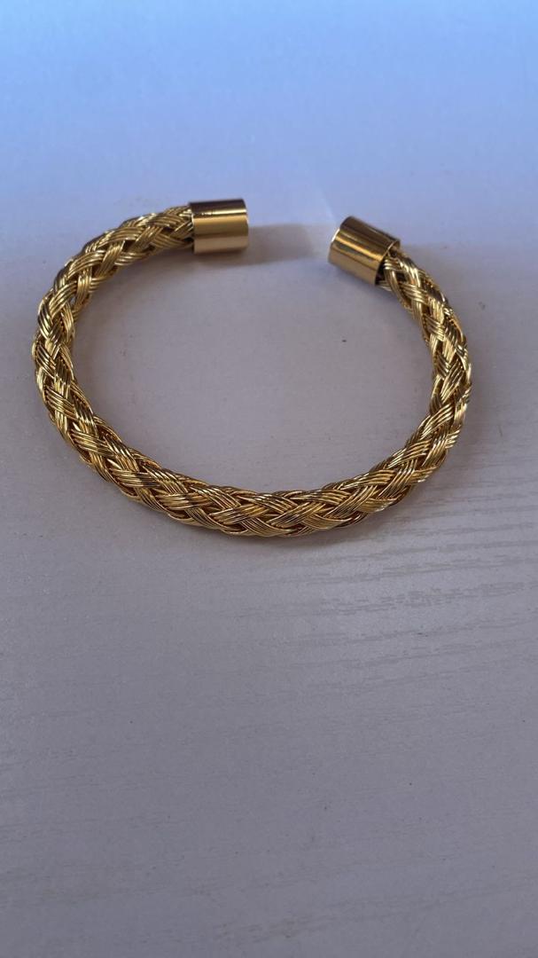 Fashion & Jewelries